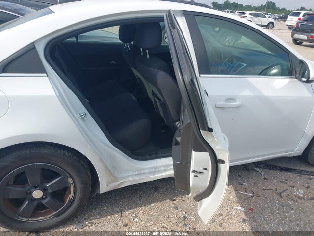 45421237 :رقم المزاد ، 1G1PE5SB3G7228791 vin ، 2016 Chevrolet Cruze Limited 1lt Auto مزاد بيع