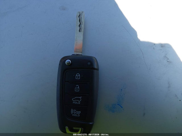 KM8K12AA8KU339976 Hyundai Kona Se