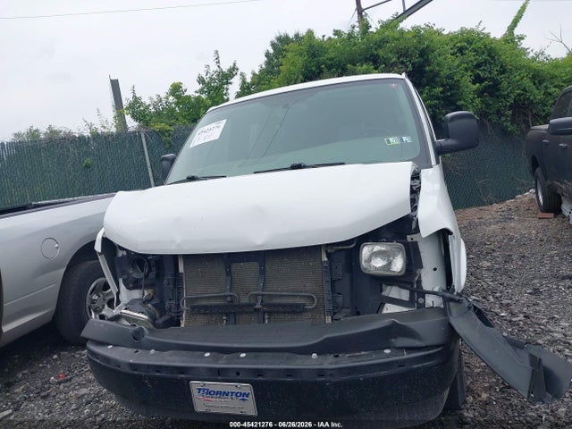 Chevrolet Express 2500 Work Van 2017 1GCWGBFF7H1101118 Image 12
