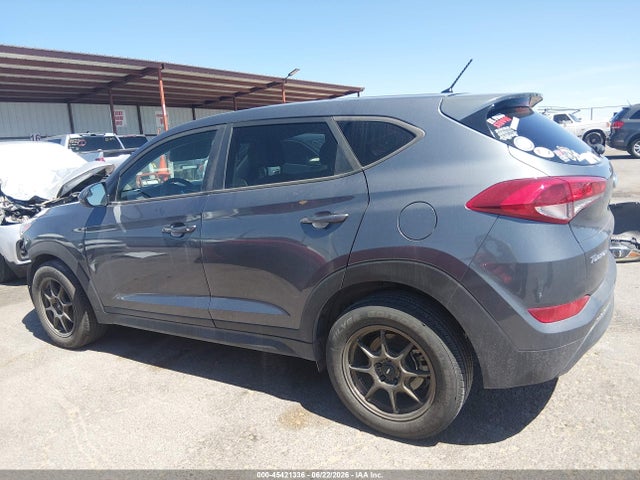 45421336 :رقم المزاد ، KM8J23A44JU659450 vin ، 2018 Hyundai Tucson Se مزاد بيع