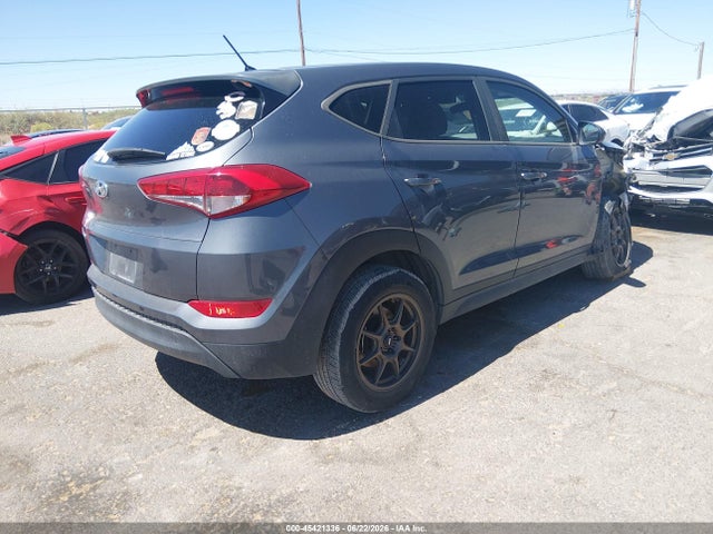 45421336 :رقم المزاد ، KM8J23A44JU659450 vin ، 2018 Hyundai Tucson Se مزاد بيع