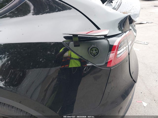Aukcja sprzedaży 2023 Tesla Model Y Awd/long Range Dual Motor All-wheel Drive, vin: 7SAYGDEE1PA182152, numer aukcji: 45421337
