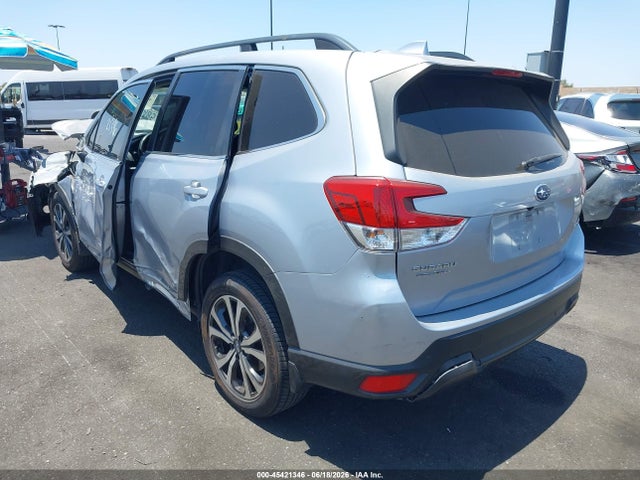 Subaru Forester Limited 2019 JF2SKAUC3KH587779 Image 3
