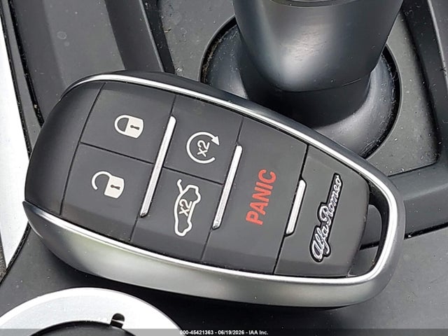 Продаж на аукціоні авто 2018 Alfa Romeo Stelvio Ti Sport Awd, vin: ZASFAKNN6J7B92922, номер лоту: 45421363