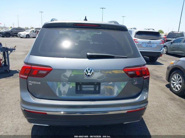 3VV2B7AX2LM035634 Volkswagen Tiguan 2.0t Se/2.0t Se R-line Black/2.0t Sel