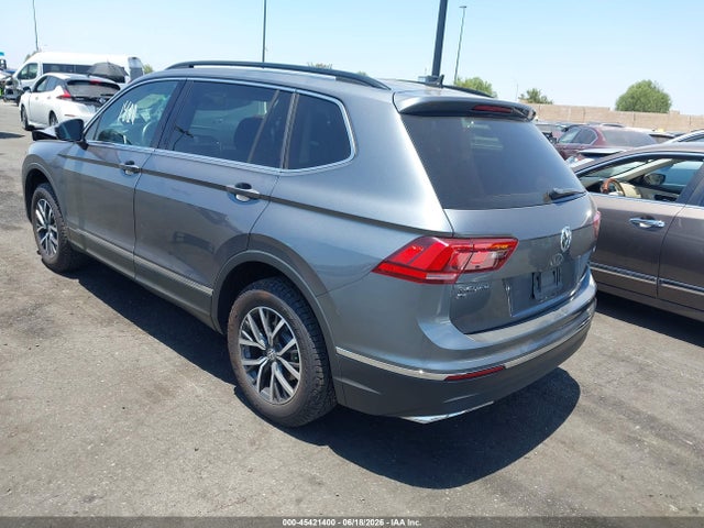 3VV2B7AX2LM035634 Volkswagen Tiguan 2.0t Se/2.0t Se R-line Black/2.0t Sel