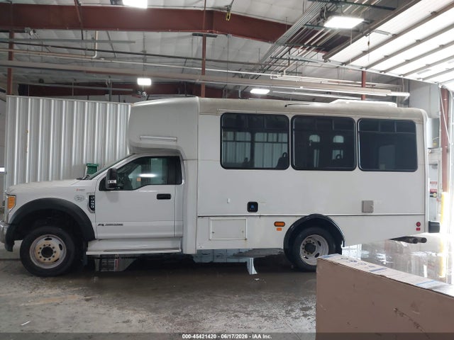 Ford F-450 Chassis Xl 2017 1FDAF4GT8HEF24100 Image 17