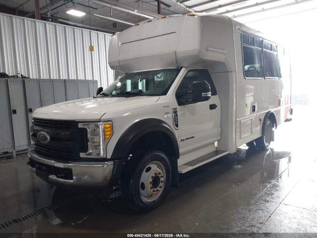 Ford F-450 Chassis Xl 2017 1FDAF4GT8HEF24100 Image 2