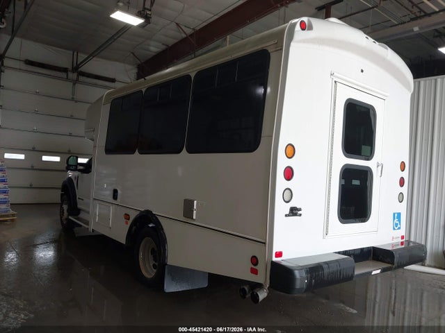 Ford F-450 Chassis Xl 2017 1FDAF4GT8HEF24100 Image 3