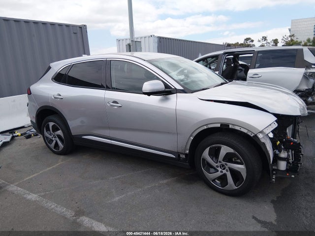 Vinfast Vf 8 Eco 2024 RLLV1AEB0RH008252 Image 14