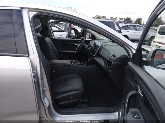 Vinfast Vf 8 Eco 2024 RLLV1AEB0RH008252 Image 5