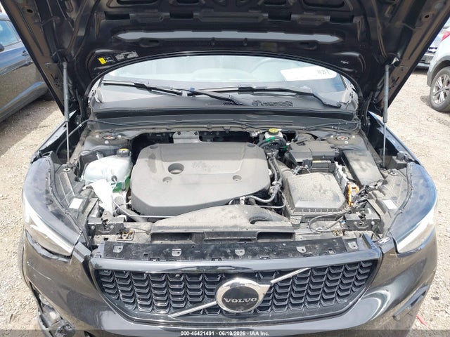 Aukcja sprzedaży 2025 Volvo Xc40 B5 Plus Dark Theme, vin: YV4L12UC7S2477426, numer aukcji: 45421491