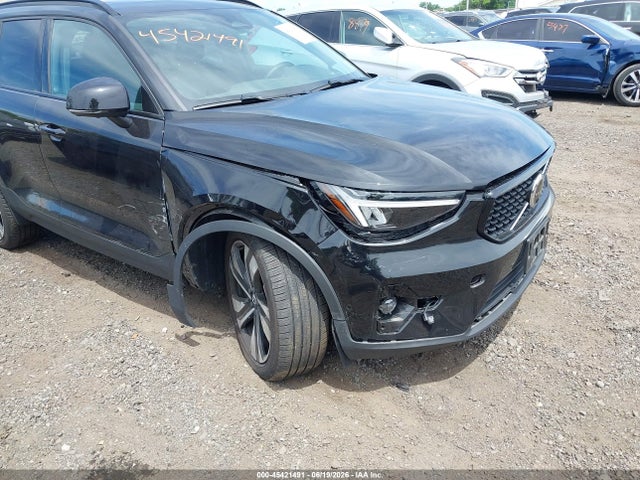 Aukcja sprzedaży 2025 Volvo Xc40 B5 Plus Dark Theme, vin: YV4L12UC7S2477426, numer aukcji: 45421491