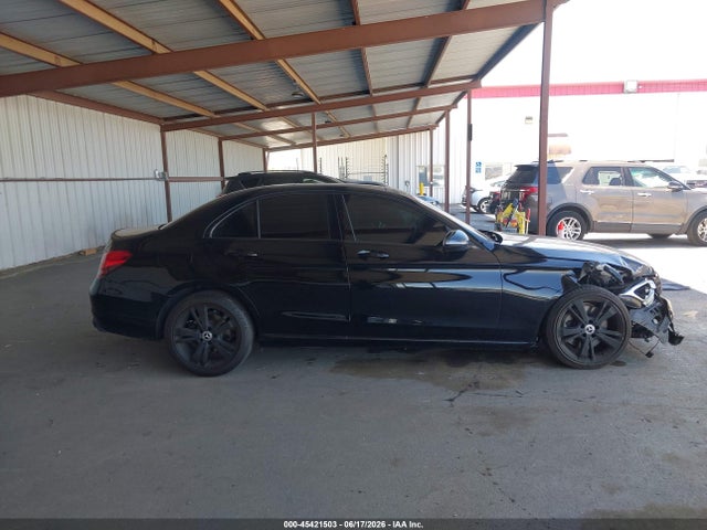 Aukcja sprzedaży 2017 Mercedes-benz C 300, vin: 55SWF4JB9HU189646, numer aukcji: 45421503