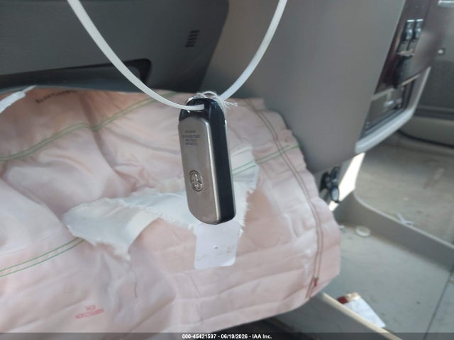 5TDDK3DC5ES071765 Toyota Sienna Limited 7 Passenger