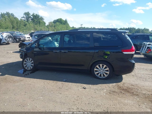 5TDDK3DC5ES071765 Toyota Sienna Limited 7 Passenger