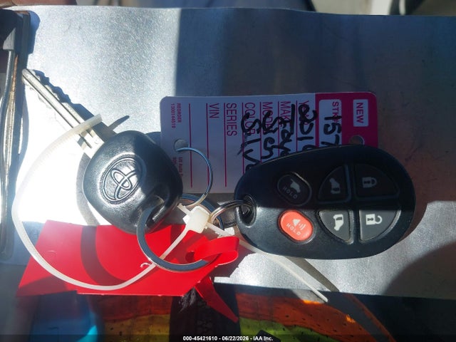 5TDYK3DC7ES442121 Toyota Sienna Xle V6 8 Passenger