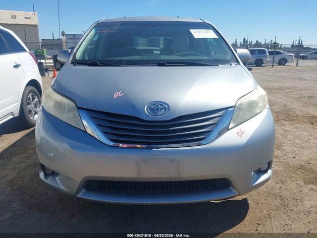 5TDYK3DC7ES442121 Toyota Sienna Xle V6 8 Passenger