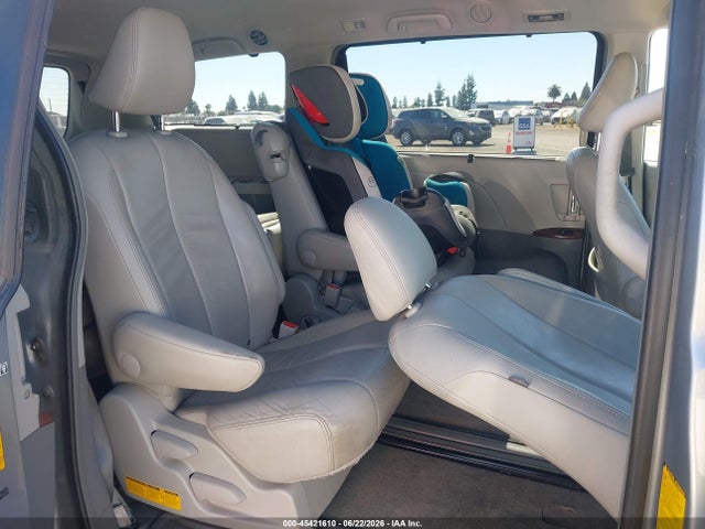 5TDYK3DC7ES442121 Toyota Sienna Xle V6 8 Passenger