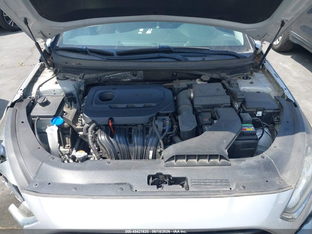 5NPE24AF1JH599425 Hyundai SONATA SE