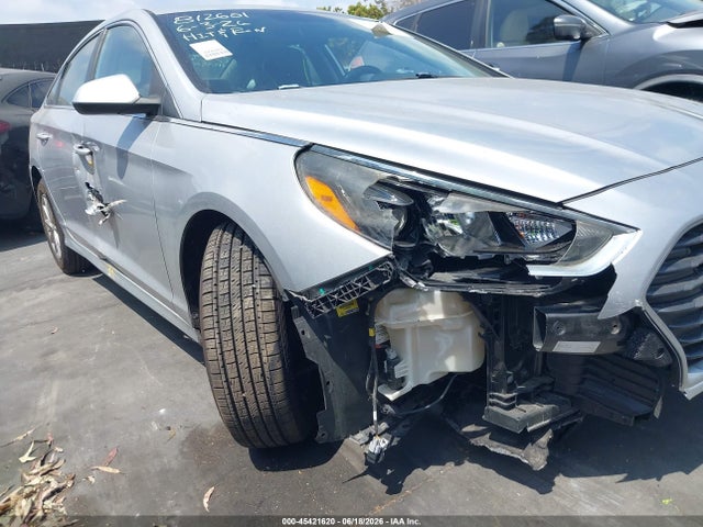 Hyundai SONATA SE 2018 5NPE24AF1JH599425 Image 6