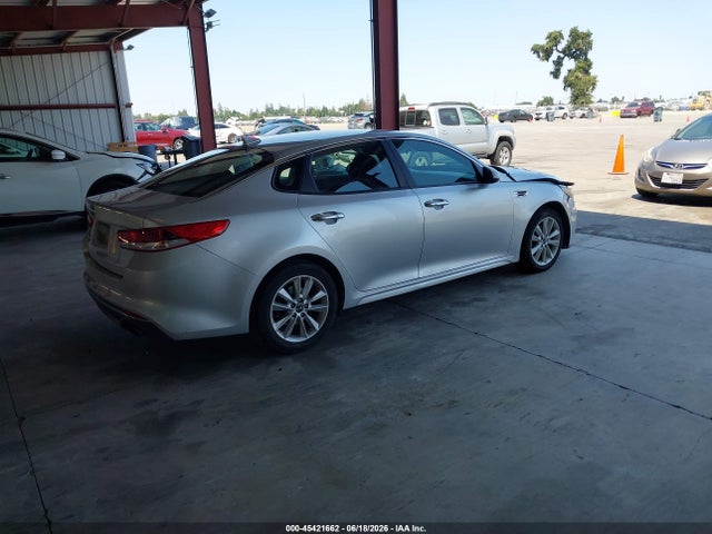 KIA Optima Lx 2017 5XXGT4L30HG170940 Image 4