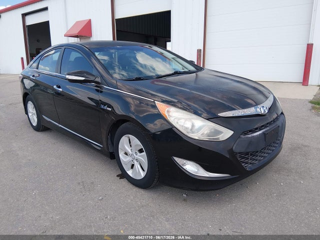 Hyundai SONATA HYBRID 2015 KMHEC4A41FA134200 головне зображення