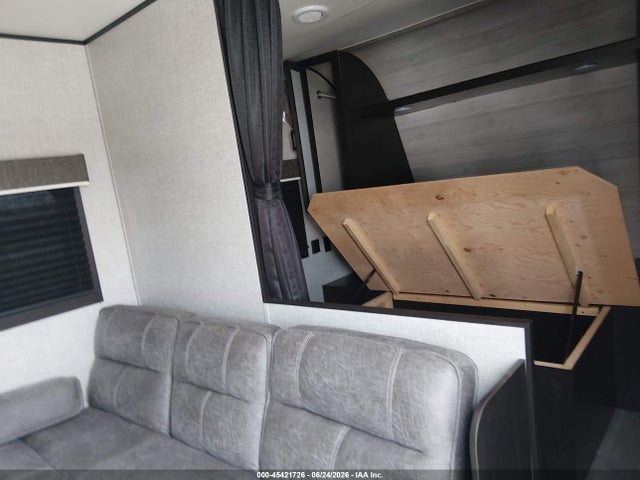 Продажа на аукционе авто 2022 Jayco Jayfl184bh, vin: 1UJBJ0BN2N17V0452, номер лота: 45421726