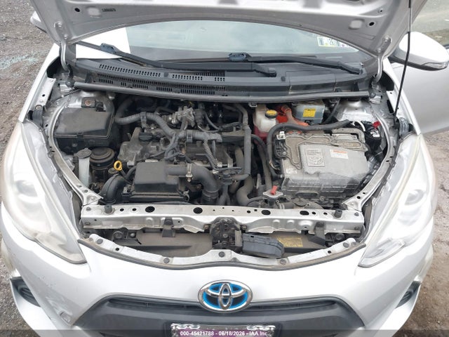 Продаж на аукціоні авто 2015 Toyota Prius C One, vin: JTDKDTB33F1581471, номер лоту: 45421788
