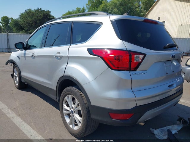 Ford ESCAPE SEL 2019 1FMCU0HDXKUA47598 Image 3