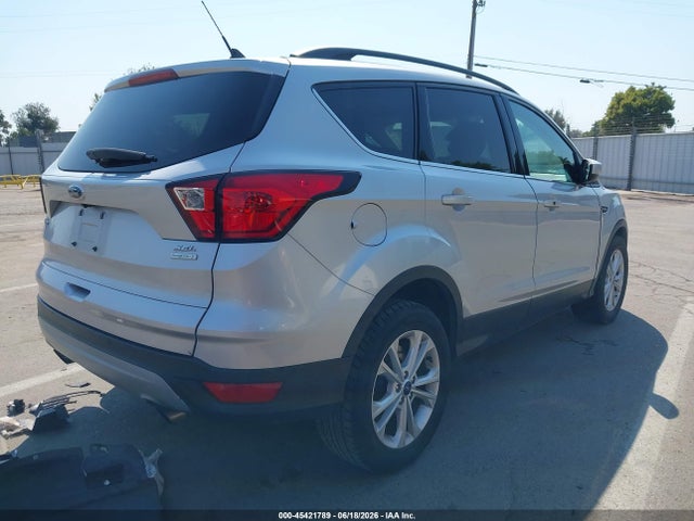 Ford ESCAPE SEL 2019 1FMCU0HDXKUA47598 Image 4