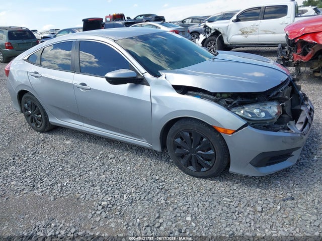 45421792 :رقم المزاد ، 19XFC2F58GE082867 vin ، 2016 Honda Civic Lx مزاد بيع