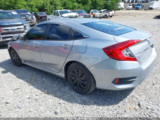 45421792 :رقم المزاد ، 19XFC2F58GE082867 vin ، 2016 Honda Civic Lx مزاد بيع