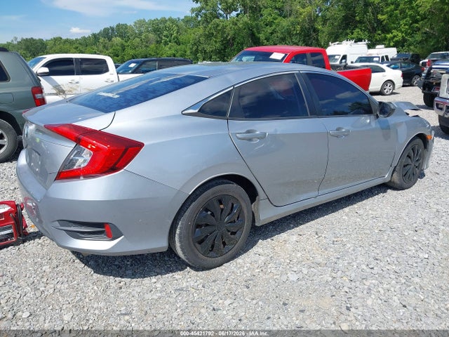 45421792 :رقم المزاد ، 19XFC2F58GE082867 vin ، 2016 Honda Civic Lx مزاد بيع