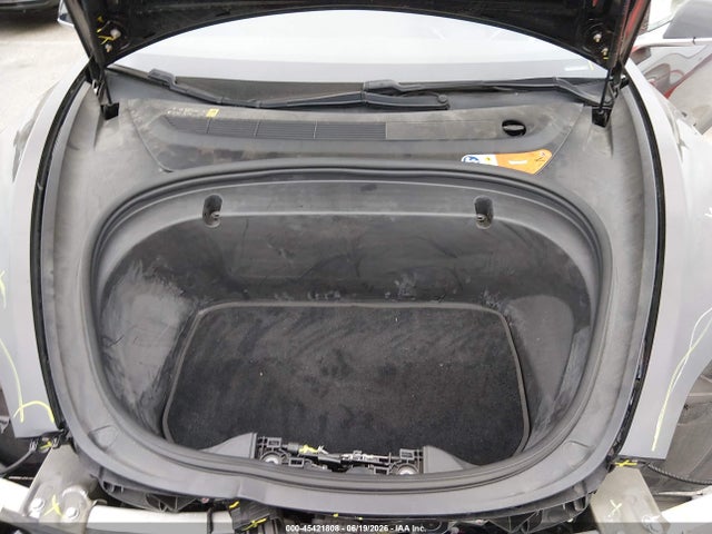 Tesla Model 3 Long Range/mid Range 2018 5YJ3E1EA9JF010728 Image 10