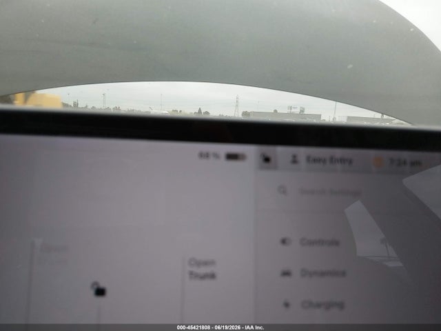 Tesla Model 3 Long Range/mid Range 2018 5YJ3E1EA9JF010728 Image 18
