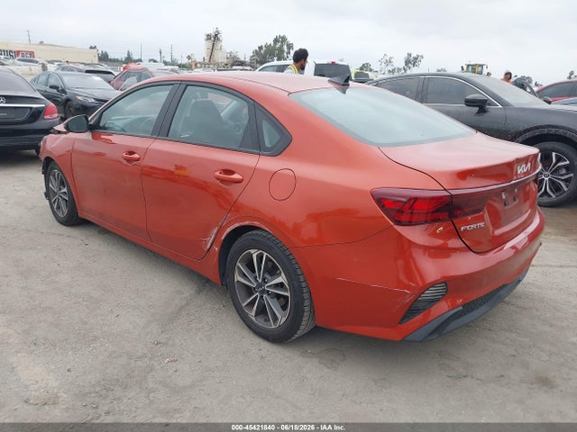 KIA Forte Lxs 2023 3KPF24AD2PE597814 Image 3