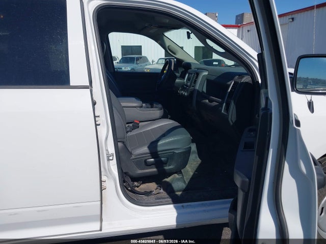 45421847 :رقم المزاد ، 1C6RR7FG6JS326120 vin ، 2018 Ram 1500 Tradesman  4x4 6'4 Box مزاد بيع