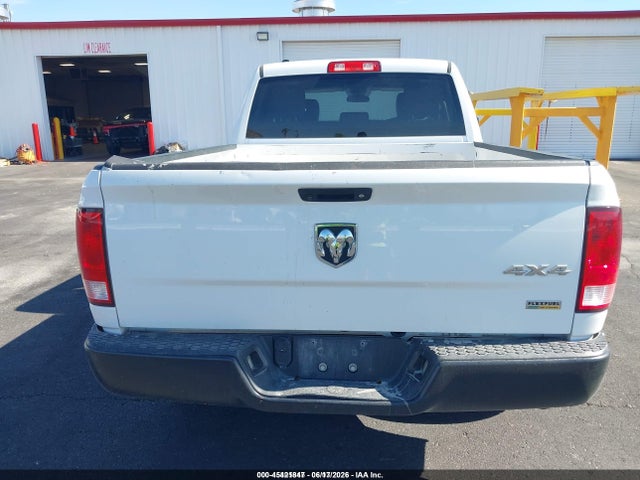 45421847 :رقم المزاد ، 1C6RR7FG6JS326120 vin ، 2018 Ram 1500 Tradesman  4x4 6'4 Box مزاد بيع