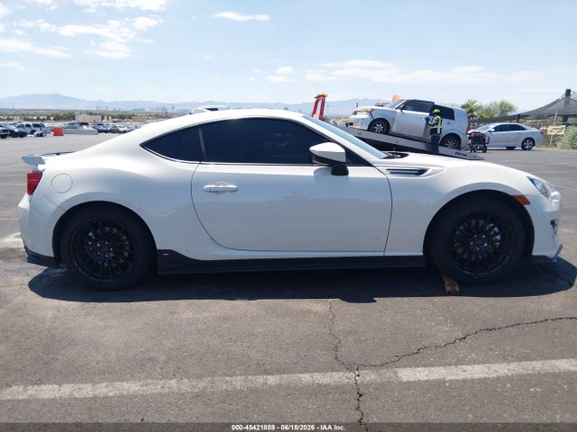 2020 Subaru Brz Limited მანქანა იყიდება აუქციონზე, vin: JF1ZCAC14L8702908, აუქციონის ნომერი: 45421859