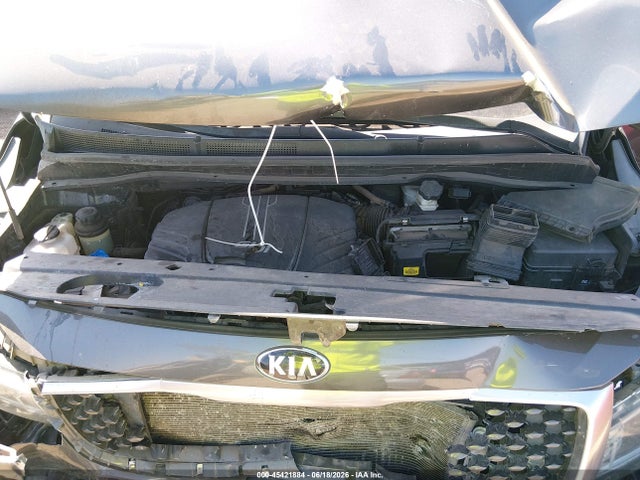 45421884 :رقم المزاد ، KNDMB5C19H6326157 vin ، 2017 Kia Sedona Lx مزاد بيع