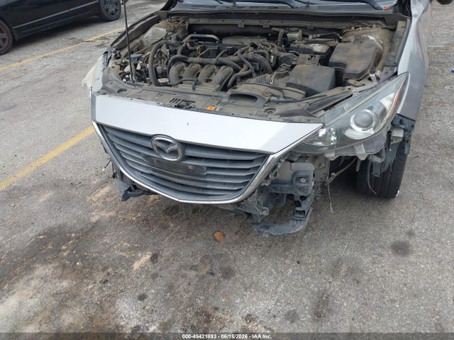 3MZBM1U71FM195961 Mazda Mazda3 I Sport