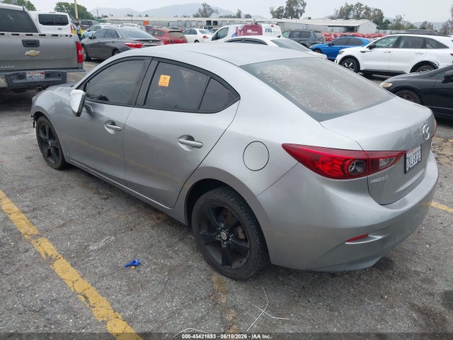 3MZBM1U71FM195961 Mazda Mazda3 I Sport