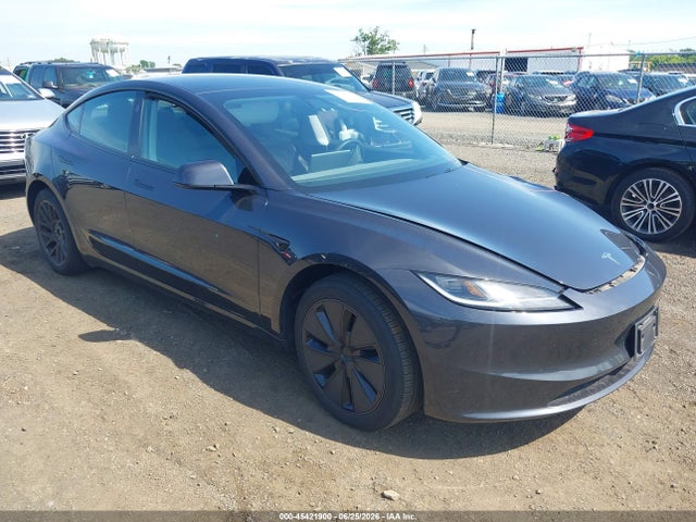 Tesla Model 3 Long Range Rear-wheel Drive/standard Rear-wheel Drive 2025 5YJ3E1EA1SF033549 головне зображення