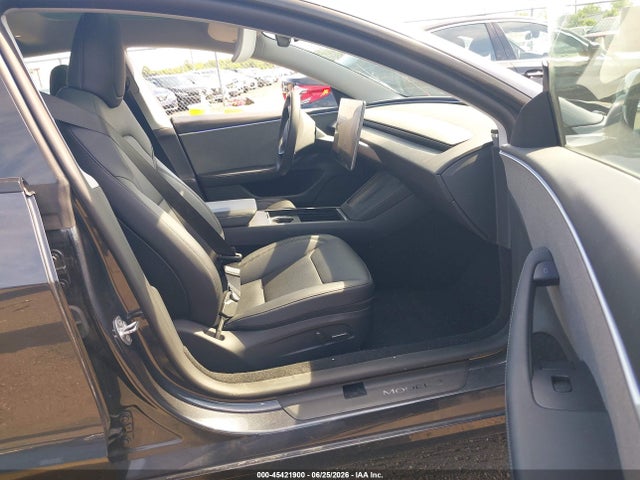 Продажа на аукционе авто 2025 Tesla Model 3 Long Range Rear-wheel Drive/standard Rear-wheel Drive, vin: 5YJ3E1EA1SF033549, номер лота: 45421900