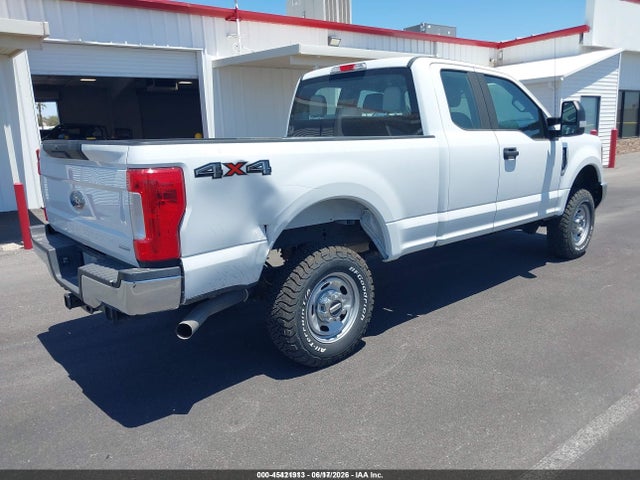 Ford F-250 Xl 2018 1FT7X2B61JEC48754 Image 4