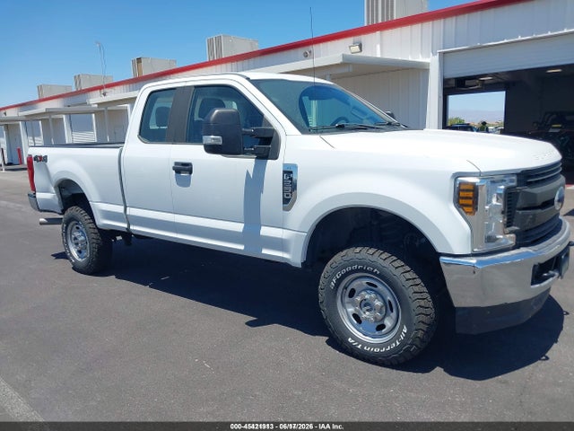 Ford F-250 Xl 2018 1FT7X2B61JEC48754 Image 13