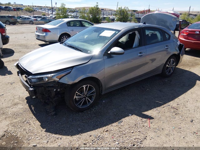 KIA Forte Lxs 2024 3KPF24AD8RE764650 Image 2