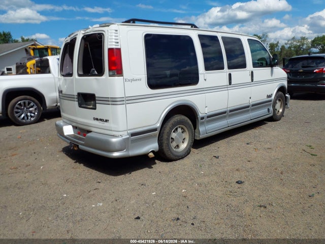 Auction sale of the 1998 Chevrolet Chevy Van G1500, vin: 1GBFG15R9W1099105, lot number: 45421926