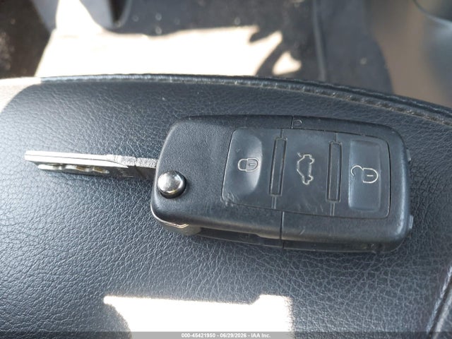 2008 Volkswagen New Beetle S/se მანქანა იყიდება აუქციონზე, vin: 3VWRG31C08M502719, აუქციონის ნომერი: 45421950